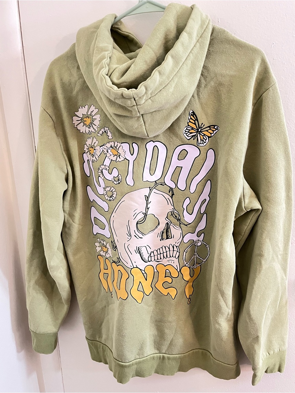 No Boundaries Unisex Large 42-44 Dizzy Daisy Honey Skull Sage Green Hoodie